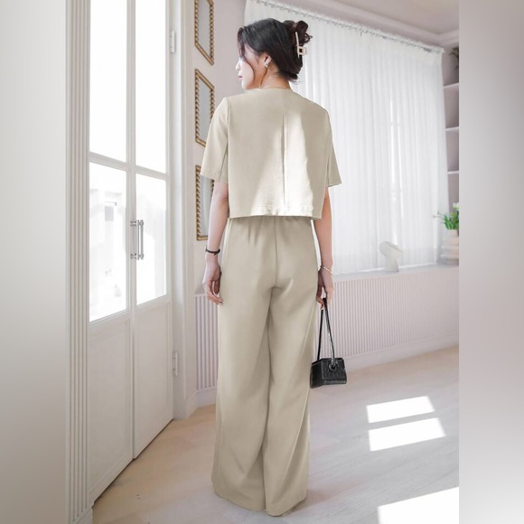DAZY Solid Flap Detail Single Button Top & Wide Leg Pants - Picture 3 of 8